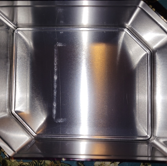 Shining fates empty pokemon tin - Picture 7 of 7